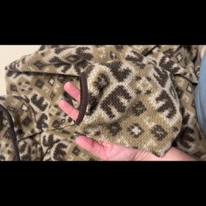 men’s Patagonia synchilla pull over fleece size M